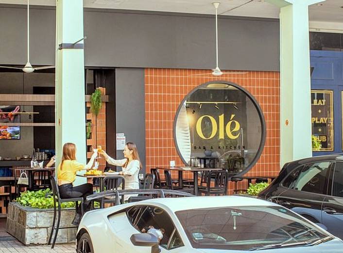 Olé Bar & Kitchen at Millenia Walk