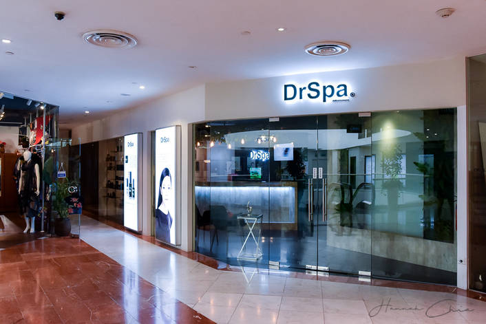 DrSpa at Palais Renaissance store front