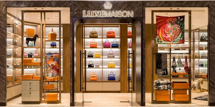 Luxe Maison at The Centrepoint store front