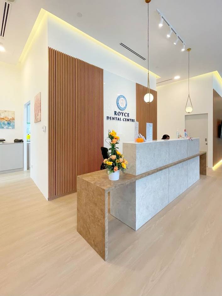 Royce Dental Centre at Tiong Bahru Plaza